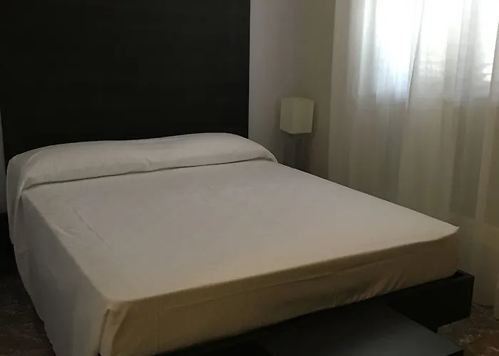 ブティック リバティー 1904 3*